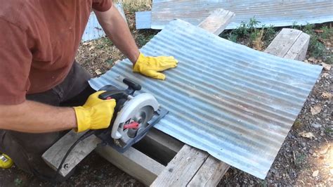 cutting corrugated sheet metal with a circular saw|how to cut corrugated roofing.